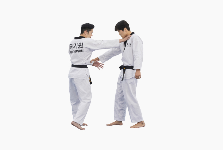 겨루기 치기 사진